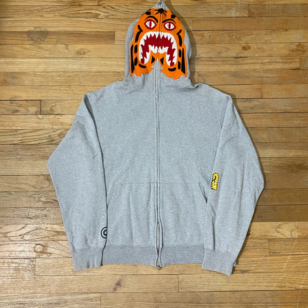 Bape grey tiger from early 2000s size L